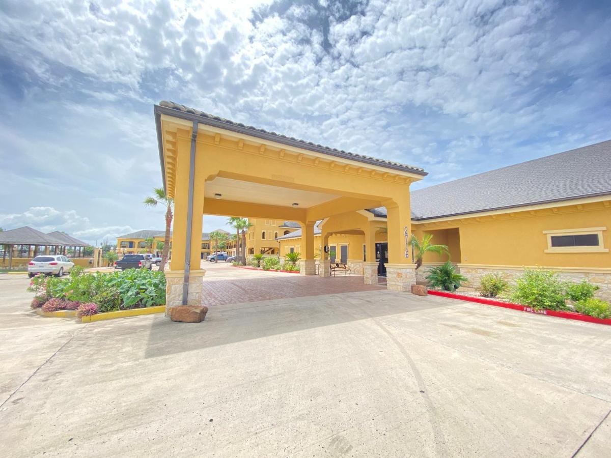 - Weslaco/mercedes Hotel