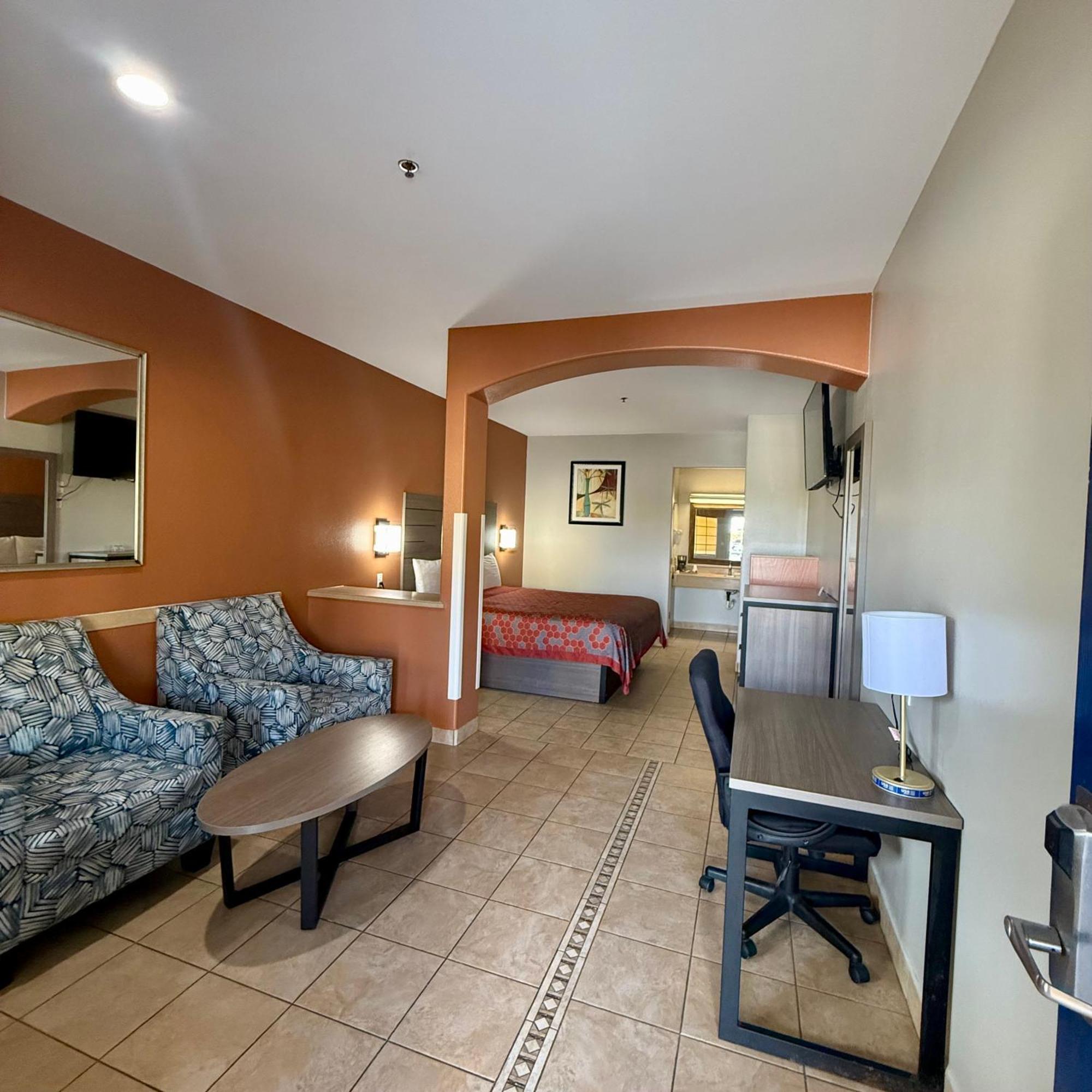 - Weslaco/mercedes Hotel