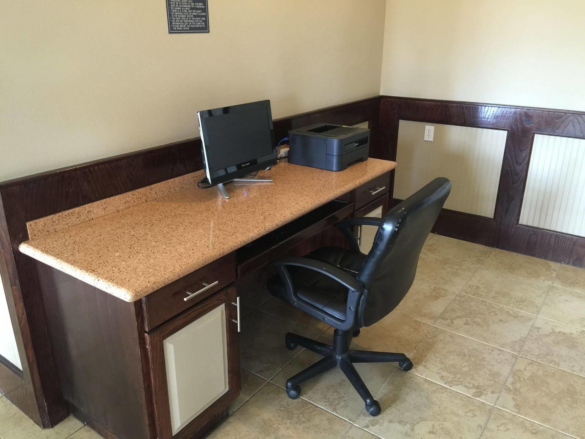 - Weslaco/mercedes Hotel 2*