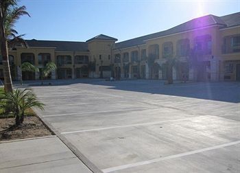 - Weslaco/mercedes 2* Weslaco