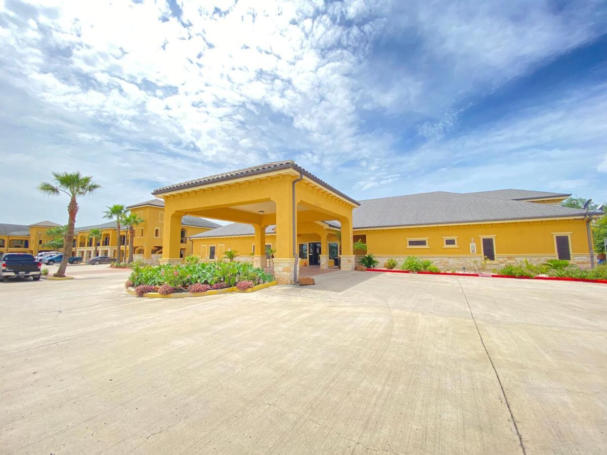 - Weslaco/mercedes Hotel Weslaco