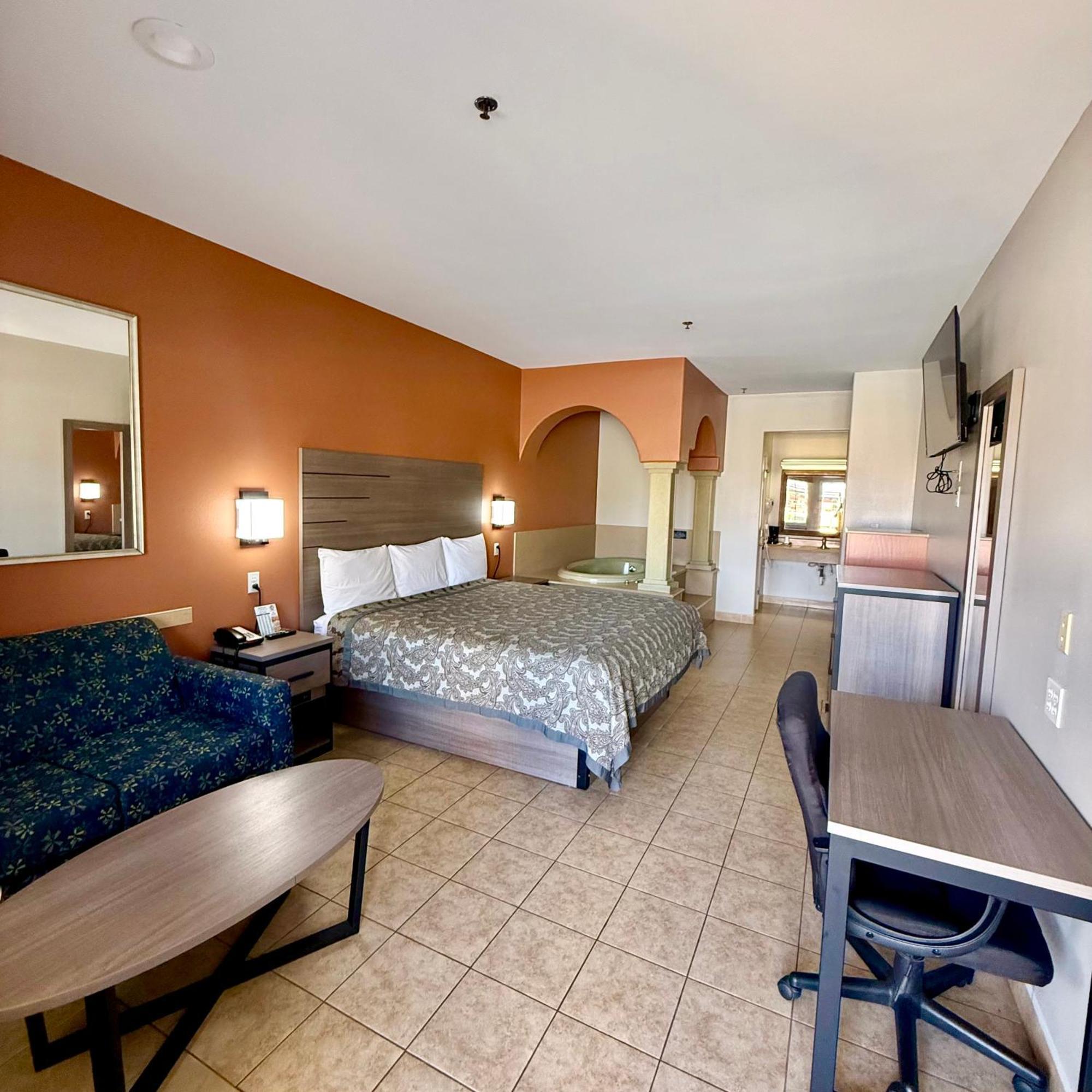 - Weslaco/mercedes Hotel Weslaco